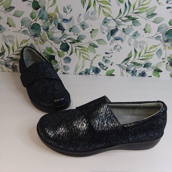 Alegria Lauren Lau Iridescent‎ Sparkle Clogs Sz 6 Nursing Pharm Healthcare - Picture 5 of 9